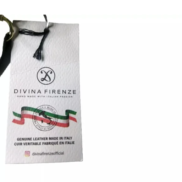 DIVINA FIRENZE Made In Italy Leather Baquette Flap Over Shoulder Crossbody Bag